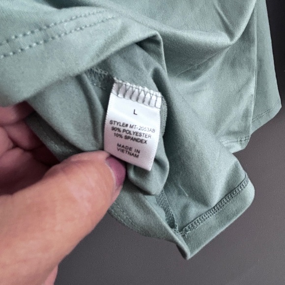 Zenana Outfitters Pullover LS Large Sage NWT - Picture 4 of 4